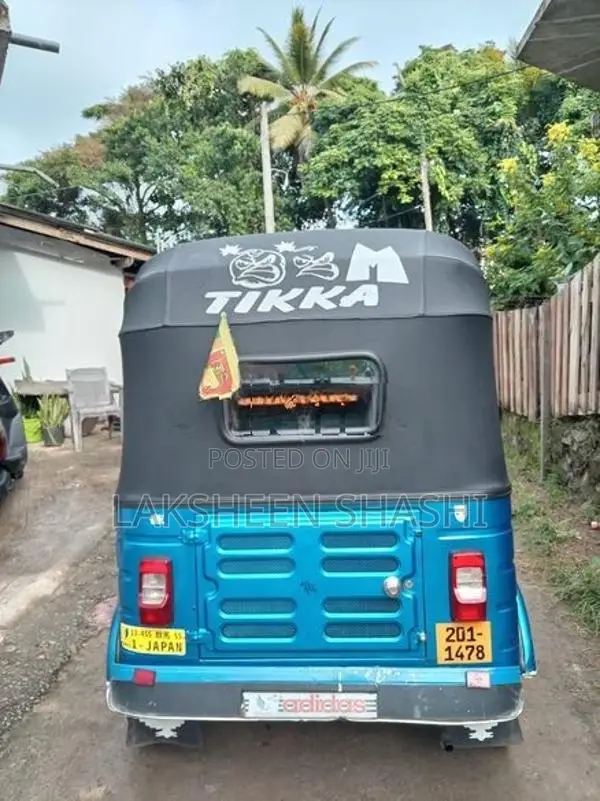 Bajaj RE 1999