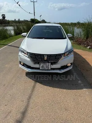 Toyota Premio 2017