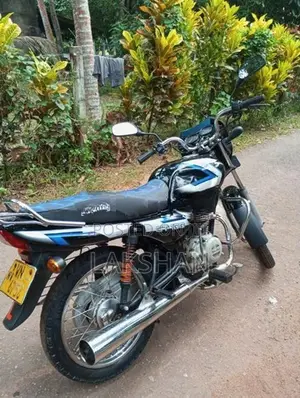 Bajaj CT100 2001