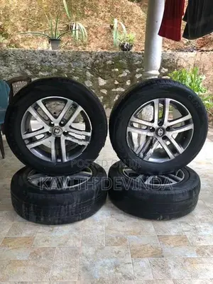 15 Inch Toyota Alloy Wheel with Tyres