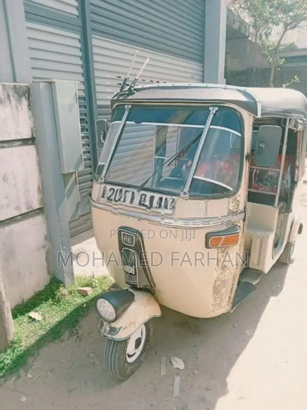Bajaj RE 1998