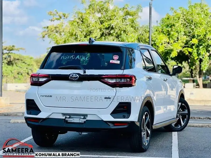 Toyota Raize HYBRID BLACKTOP 2026