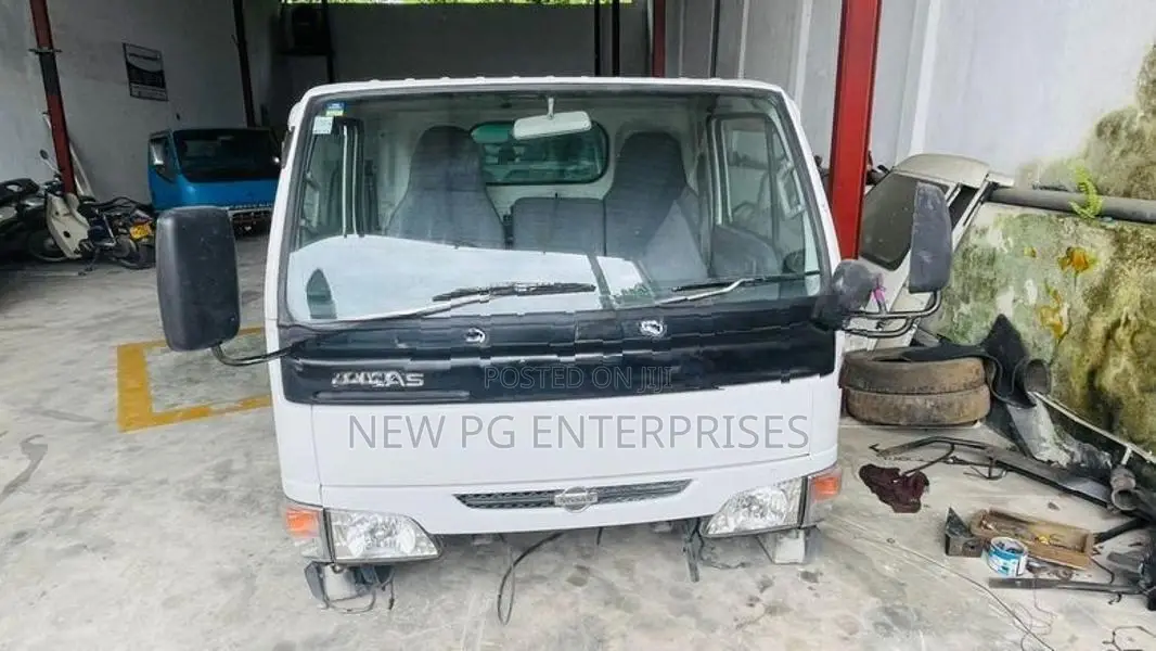 Nissan Atlas Lorry Cabin Manual Crystal Light 12V