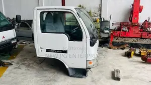 Nissan Atlas Lorry Cabin Manual Crystal Light 12V