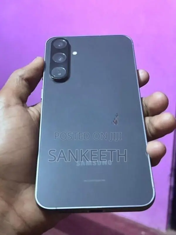 Samsung Galaxy S23 FE (Used)