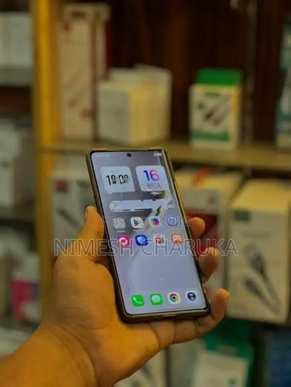 Tecno Camon 40 Pro (Used)