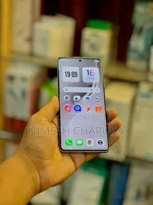 Tecno Camon 40 Pro (Used)