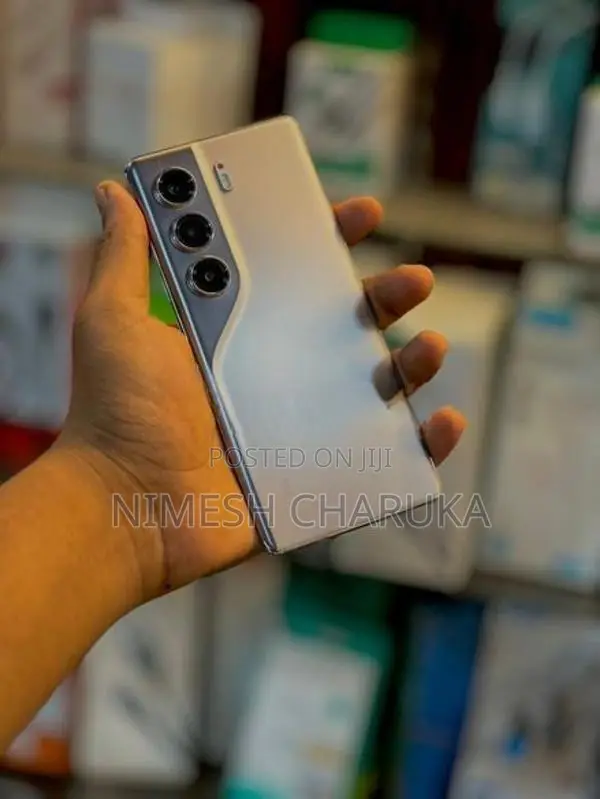 Tecno Camon 40 Pro (Used)
