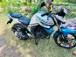 Yamaha FZ S 2016