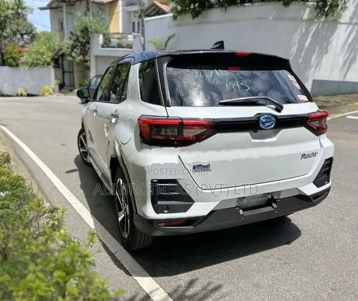 Daihatsu Rocky Hybrid 2026