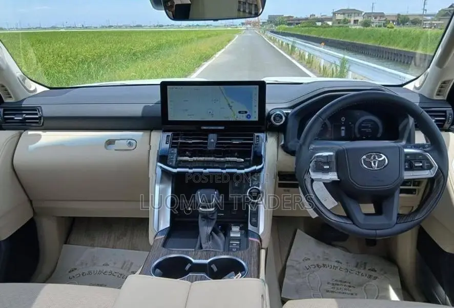 Toyota Land Cruiser ZX LC300 2026