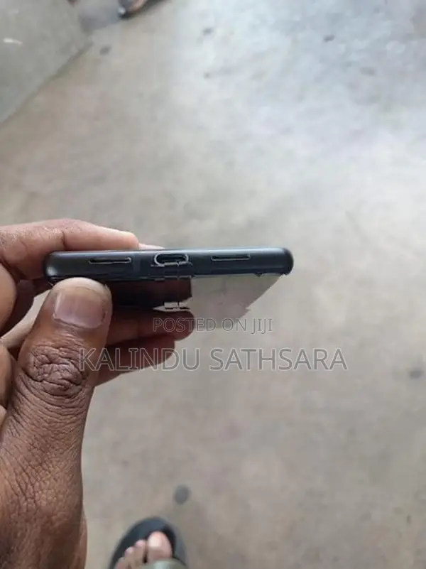 Google Pixel 6 (Used)