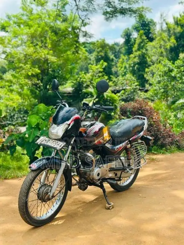 Bajaj CT100 2005