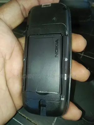 Nokia Button Phone (Used)