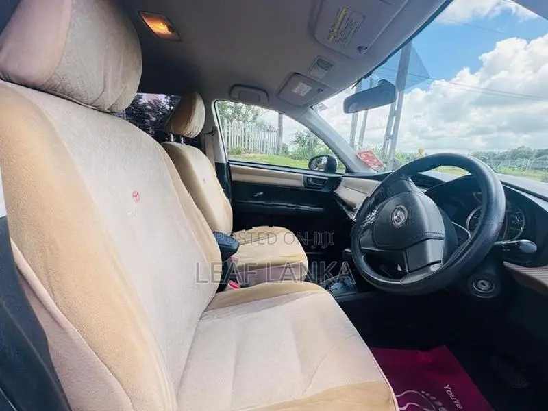 Toyota Axio 2013