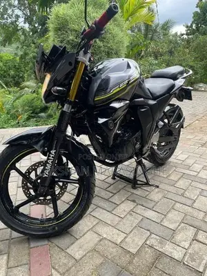Yamaha FZ S v2 2016