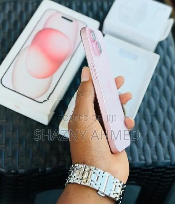 Apple iPhone 15 (Used)
