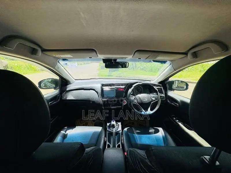 Honda Grace 2014