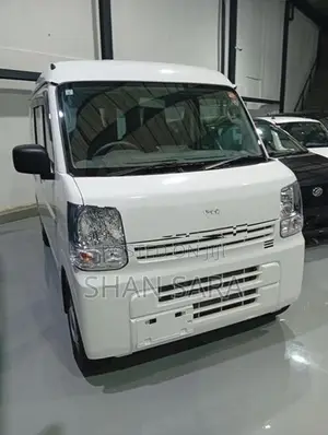 Suzuki Every 2025