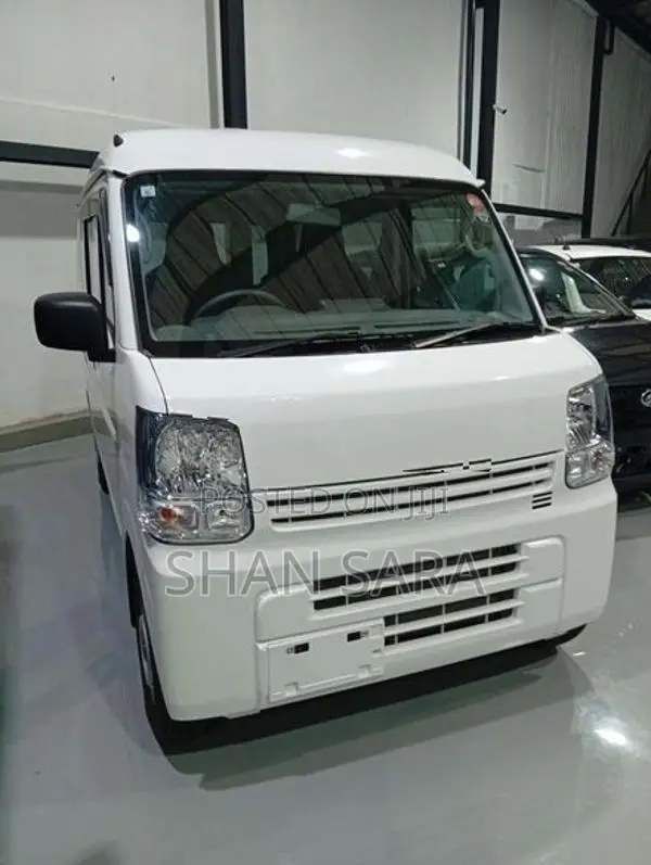 Suzuki Every 2025