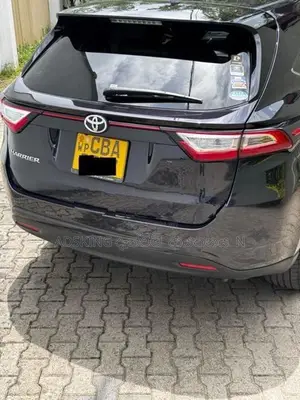 Toyota Harrier 2017