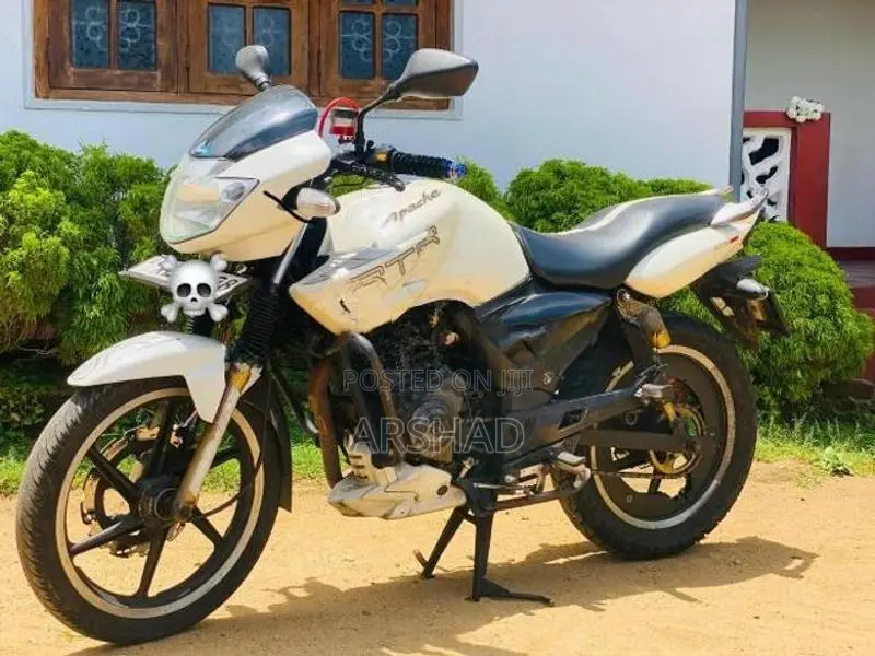 TVS Apache RTR 2012