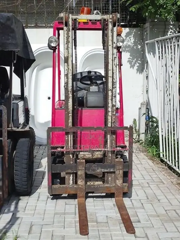 TOYOTA 900KG Forklift