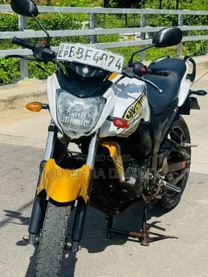 Yamaha FZ S 2014