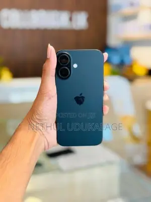 Apple iPhone 16 128GB|Black (Used)