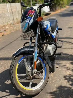 Bajaj CT100 2024
