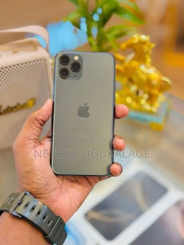 Apple iPhone 11 Pro 256GB(Green) (Used)