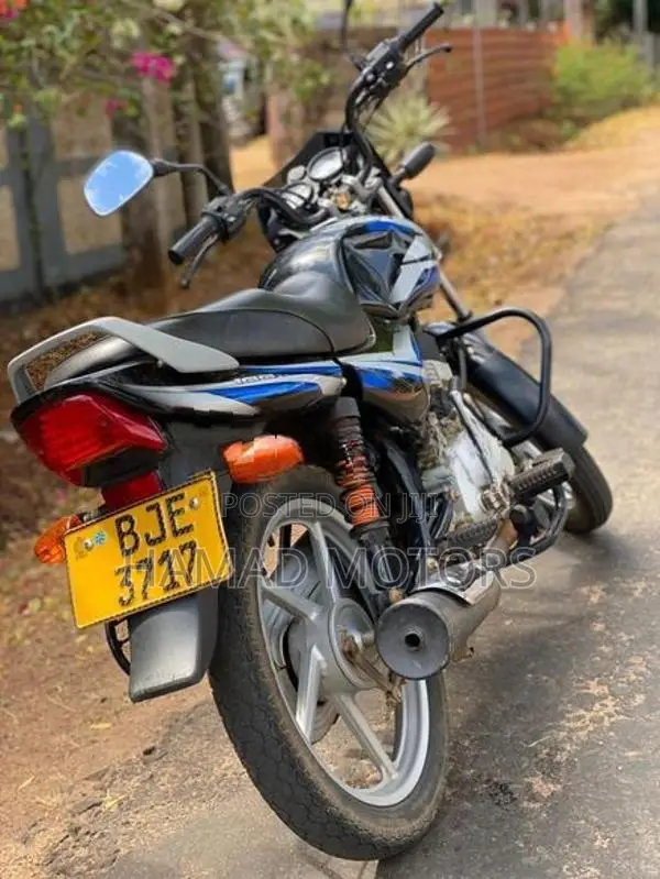 Bajaj CT100 2024