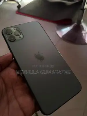 Apple iPhone 11 Pro Max (Used)