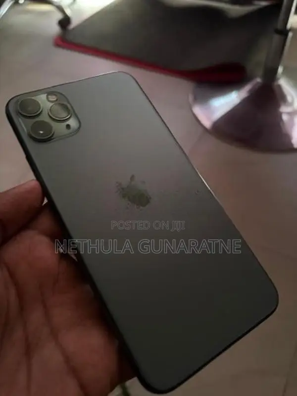 Apple iPhone 11 Pro Max (Used)