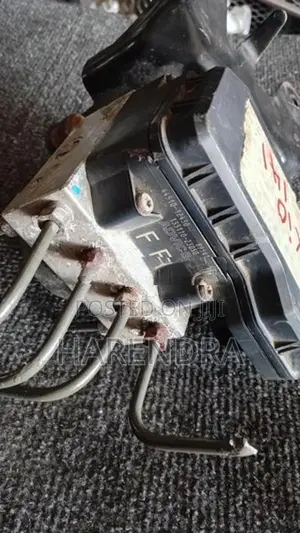 Toyota Axio 141 ABS unit