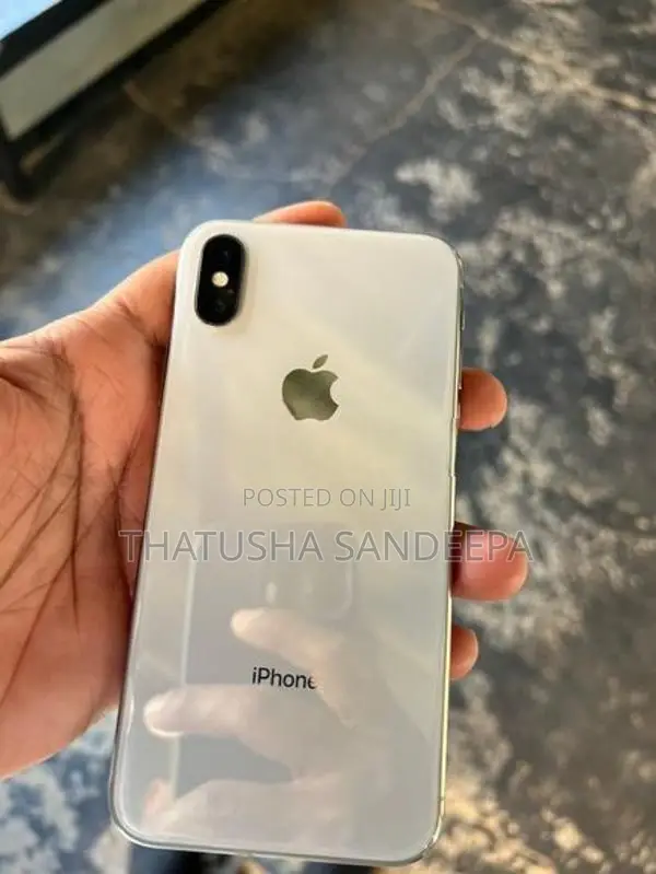 Apple iPhone X (Used)