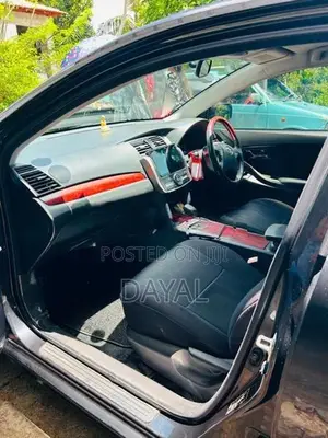 Toyota Premio 2010