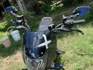 Bajaj CT100 2025