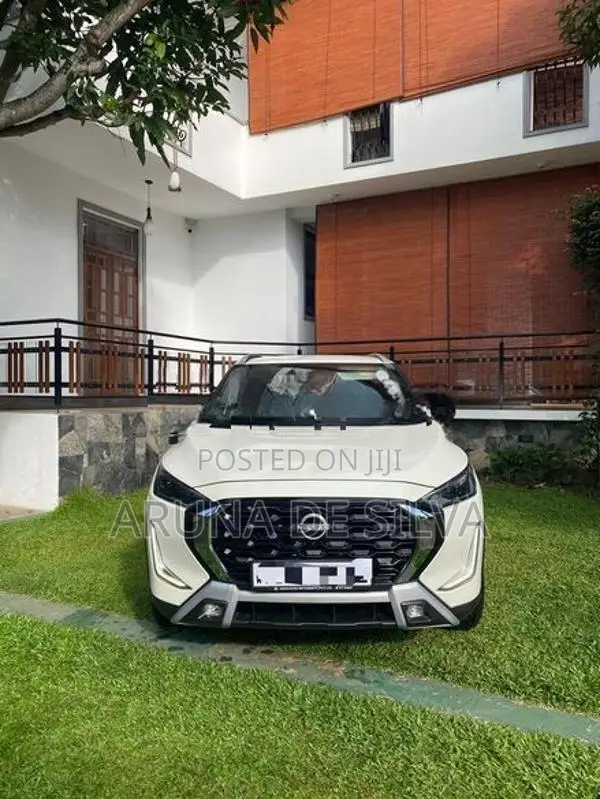 Nissan Magnite CVT Turbo 2025