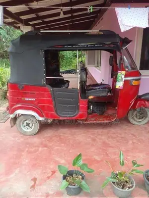 Bajaj RE 2006
