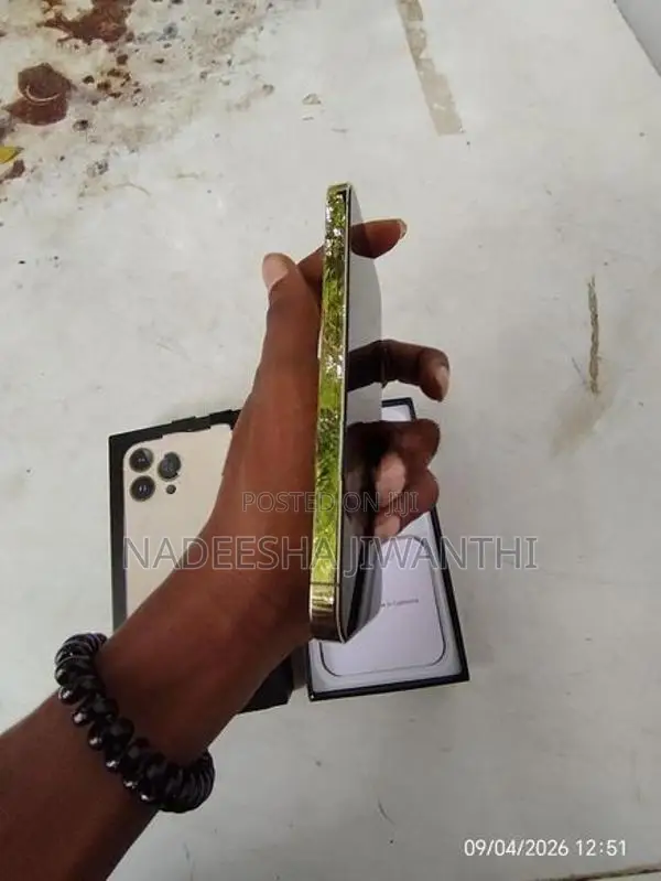 Apple iPhone 13 Pro (Used)