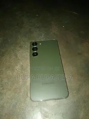 Samsung Galaxy S23 (Used)