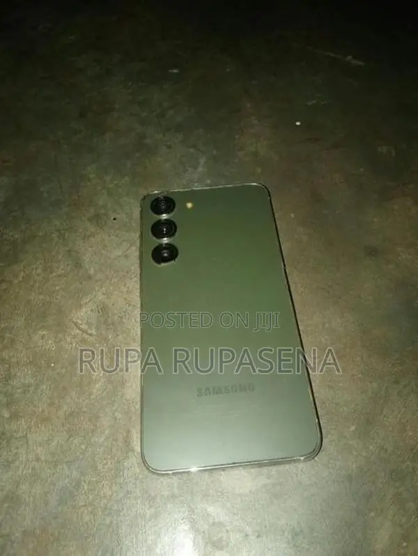 Samsung Galaxy S23 (Used)