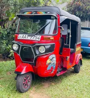 Bajaj RE 2014