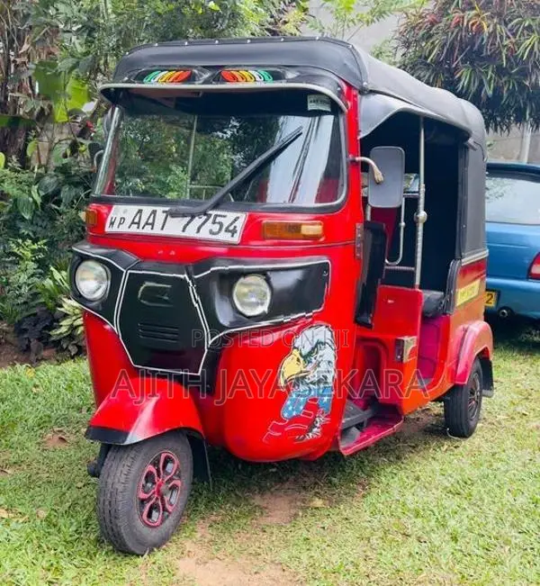 Bajaj RE 2014