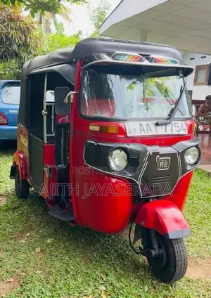 Bajaj RE 2014