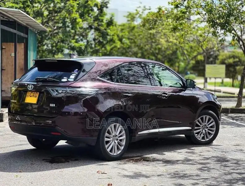 Toyota Harrier 2014
