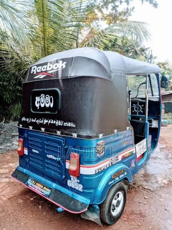 Bajaj RE 1995