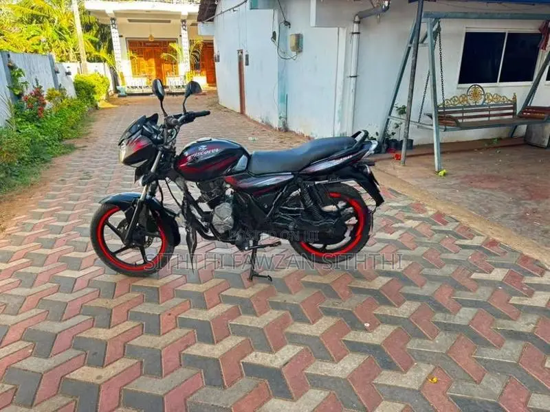 Bajaj Discover 2010