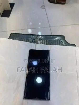 Samsung Galaxy S23 Ultra (Used)